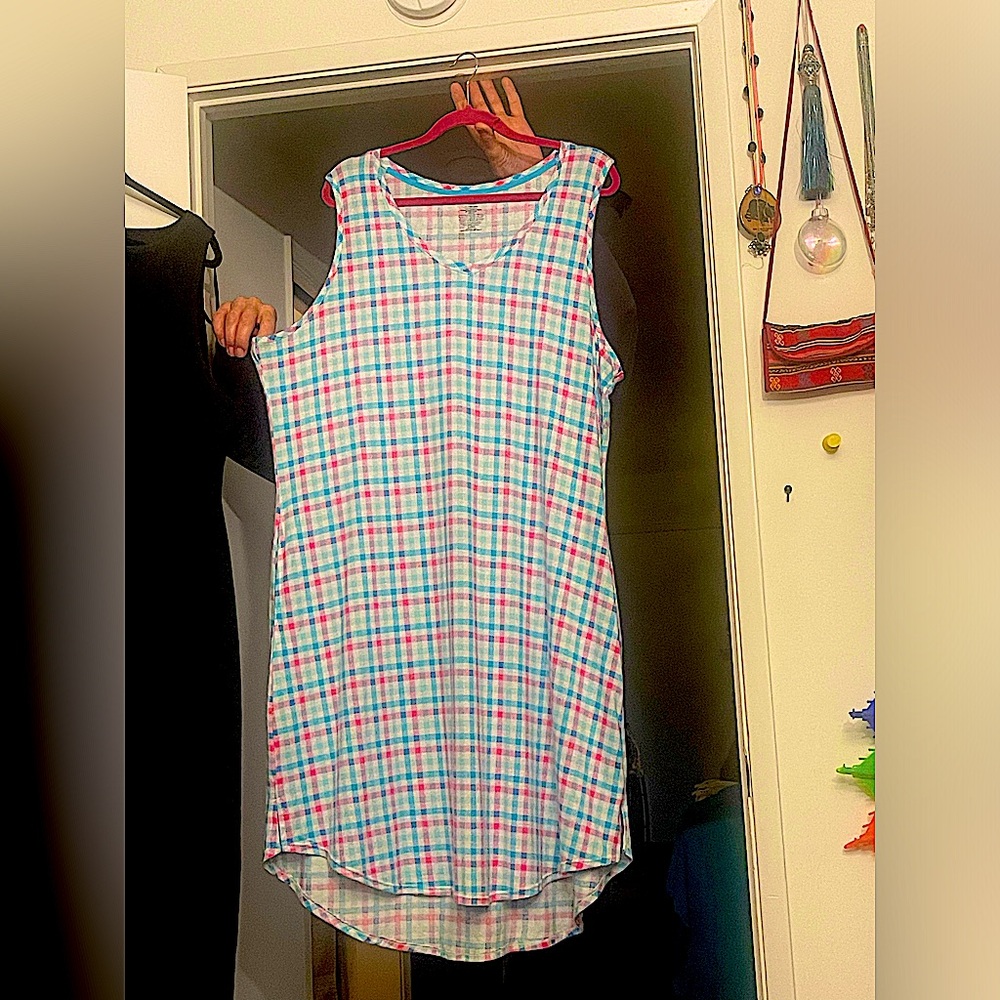 Super soft nightgown/dress sleeveless NWOT plaid pink/green midi length